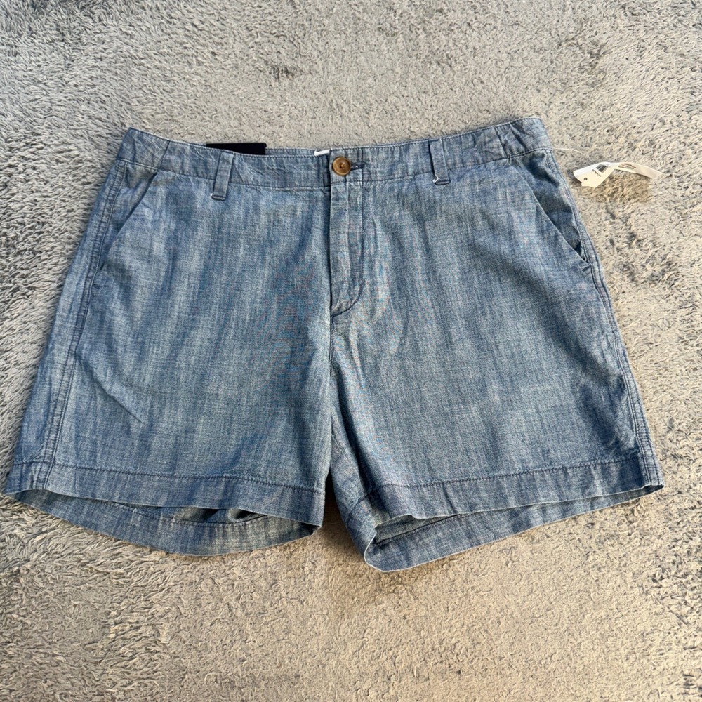 Gap Womens City Shorts Size 8 Blue Chambray Cotton Mid Rise 5 Inch Inseam Summer